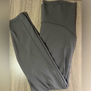 Old Navy Extra High-Waisted PowerLite Lycra ADAPTIV 7/8 Leggings Size L Petite